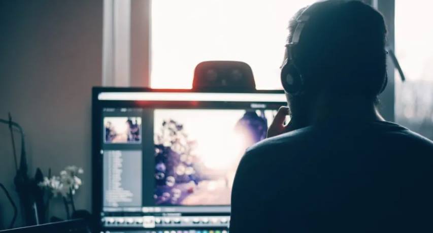 کدام سیستم عامل مک یا ویندوز برای تدوین فیلم بهتره؟