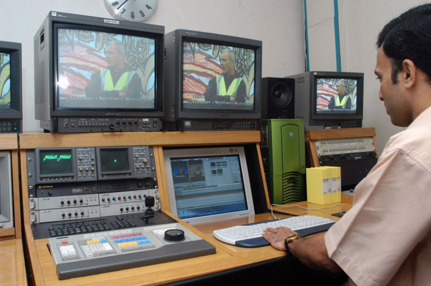 what is an example of a non-linear editing system